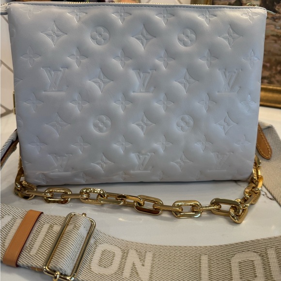 Louis Vuitton Coussin PM - Picture 2 of 13